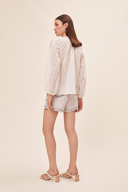 Suncoo Lovely Embroidered Blouse